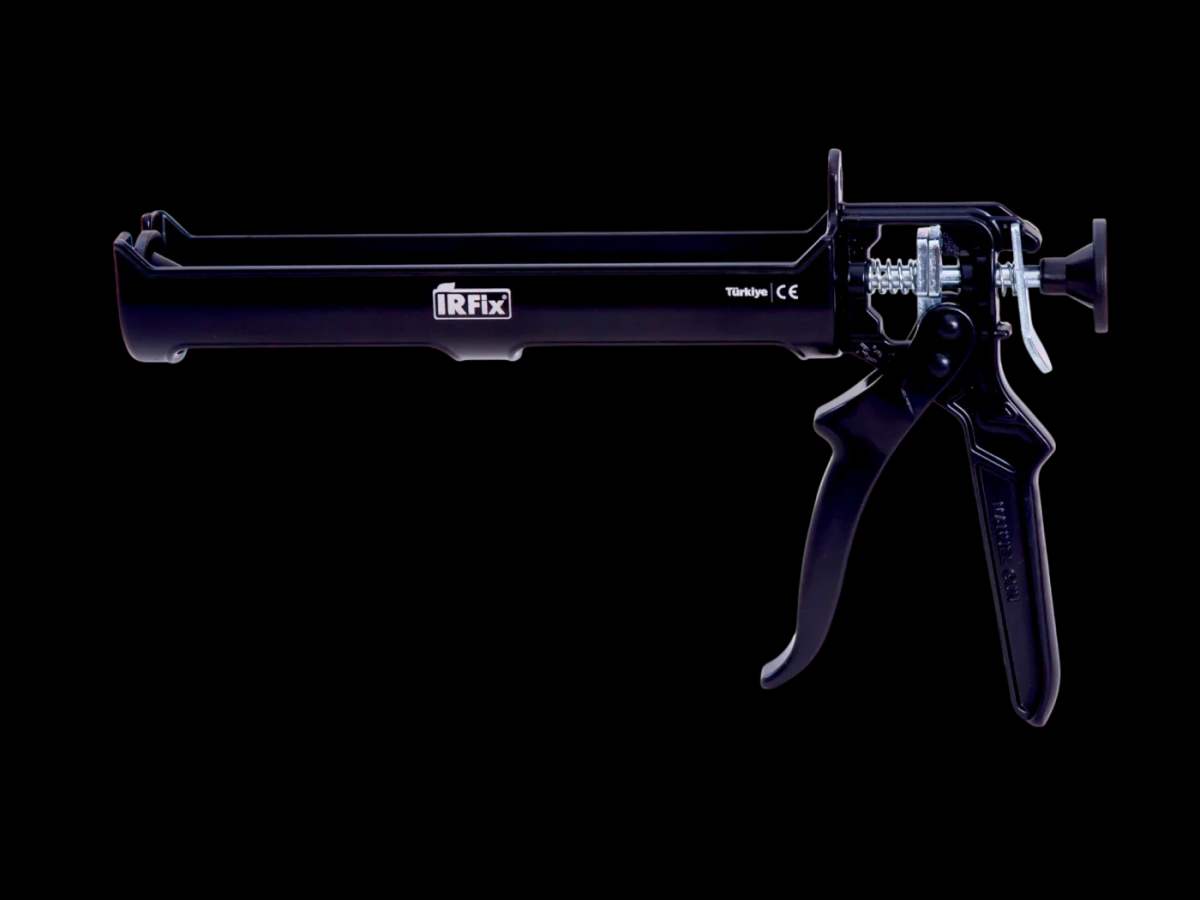 BLACK METAL SIL-GUN Пистолет для герметика пластиковый 2
